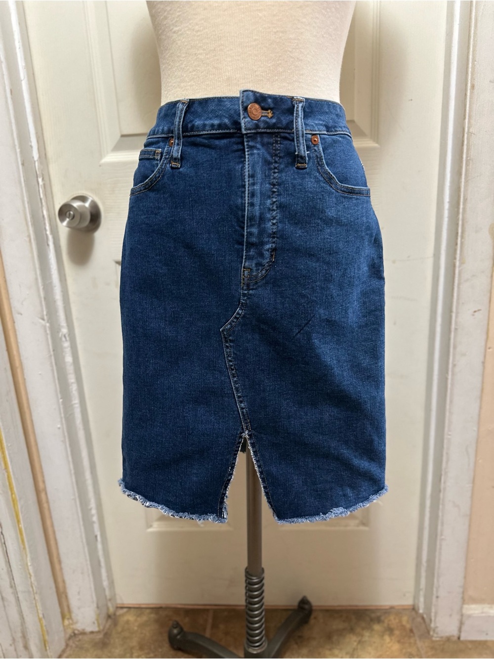 Madewell Classic Blue Denim Pencil Skirt - High Waist, Front Slit Size 29 #629